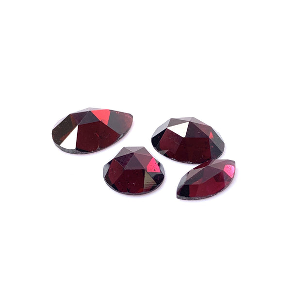 Calibrated rosecut garnets.