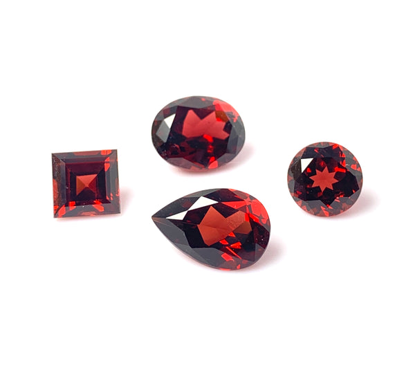 Calibrated garnets in a fine, bright red quality.