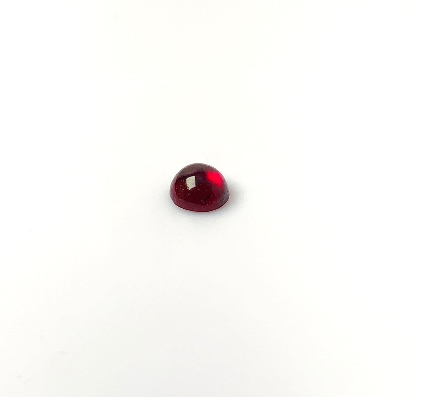 Garnet cabochon standard quality cqi, round